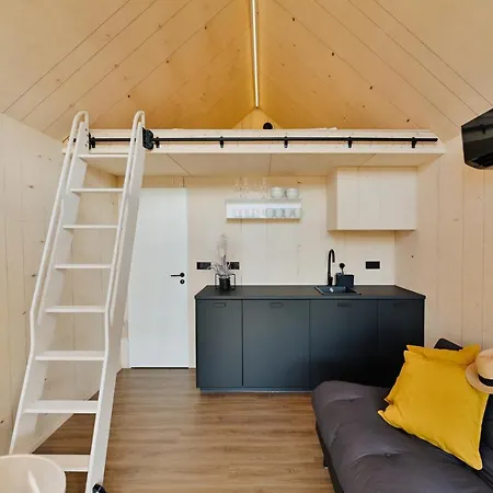 Semesterbostad Unique Tiny House At Saaremaa Golf & Country Club