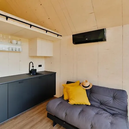 Unique Tiny House At Saaremaa Golf & Country Club Kuressaare